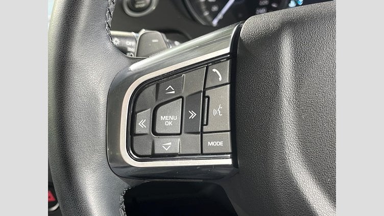 2019 認定中古車 Land Rover Discovery Sport Fuji White 2.0 litre i4D Diesel ラグビーワールドカップ２０１９エディション