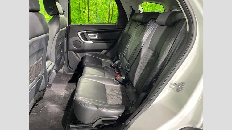 2019 認定中古車 Land Rover Discovery Sport Fuji White 2.0 litre i4D Diesel ラグビーワールドカップ２０１９エディション