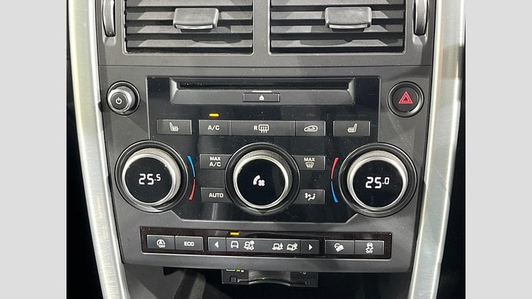 2019 認定中古車 Land Rover Discovery Sport Fuji White 2.0 litre i4D Diesel ラグビーワールドカップ２０１９エディション