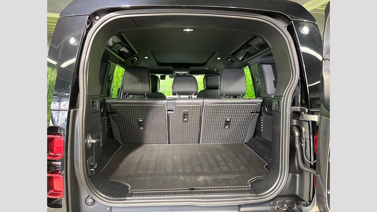 2024 認定中古車 Land Rover Defender 110 アイガーグレイ D300 AWD（AT） X-DYNAMIC HSE