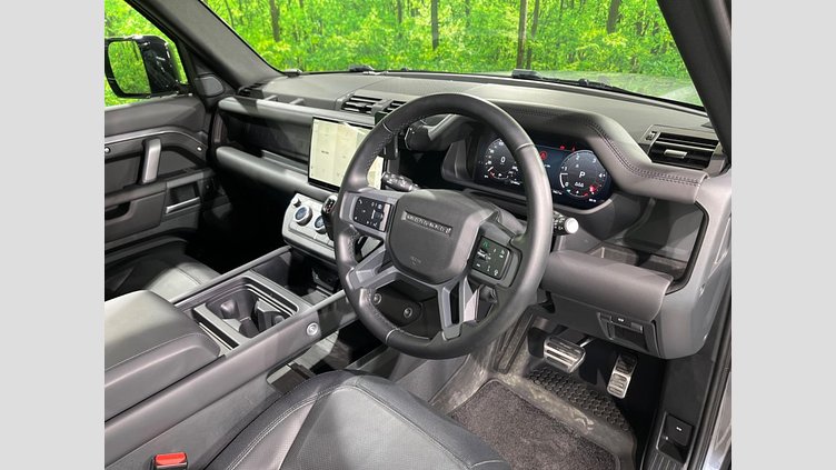 2024 認定中古車 Land Rover Defender 110 アイガーグレイ D300 AWD（AT） X-DYNAMIC HSE
