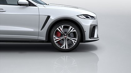 F-Pace 8