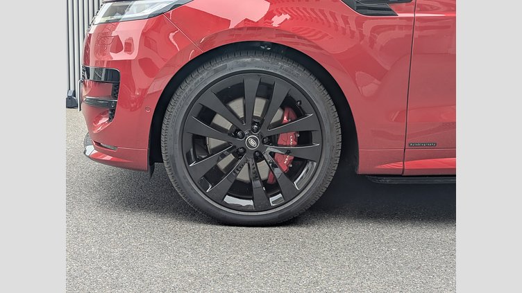 2025 認定中古車 Land Rover Range Rover Sport フィレンツェレッド P550eプラグインハイブリッド（ガソリン） スタンダードホイールベース Autobiography