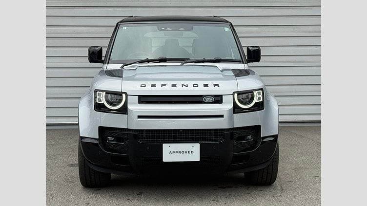 2024 認定中古車 Land Rover Defender 110 ハクバシルバー D300 AWD（AT） X-DYNAMIC HSE