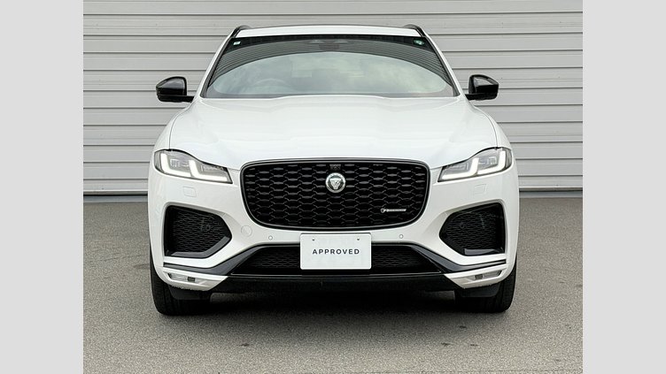 2024 認定中古車 Jaguar F-Pace オストゥーニパールホワイト D204 AWD（オートマチック）MHEV R-DYNAMIC SE