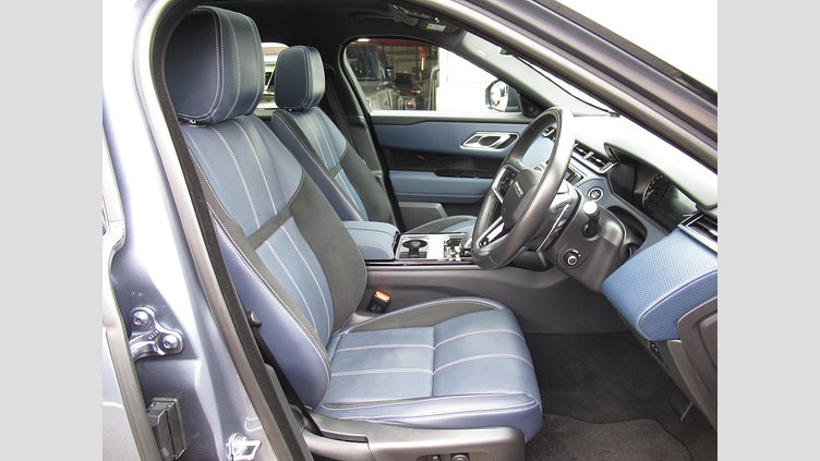 2022 認定中古車 Land Rover Range Rover Velar バイロンブルー P250 AWD（オートマチック） R-DYNAMIC S