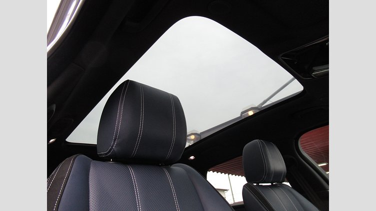 2022 認定中古車 Land Rover Range Rover Velar バイロンブルー P250 AWD（オートマチック） R-DYNAMIC S