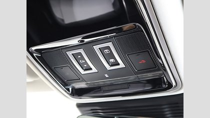 Range Rover Velar 24