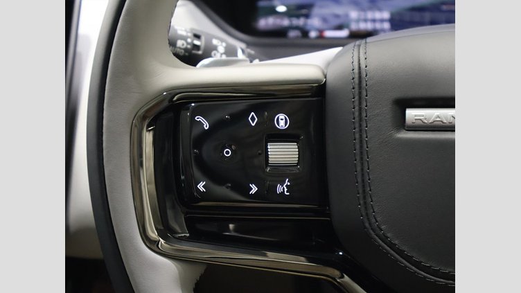 2025 認定中古車 Land Rover Range Rover Velar サントリーニブラック P400eプラグインハイブリッド（ガソリン） スタンダードホイールベース Dynamic SE