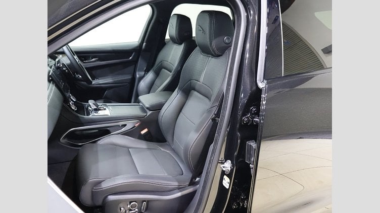 2025 認定中古車 Jaguar F-Pace サントリーニブラック P400e ガソリン プラグインハイブリッド R-DYNAMIC HSE