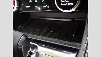 F-Pace 25