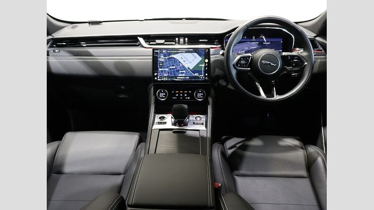 2025 認定中古車 Jaguar F-Pace サントリーニブラック P400e ガソリン プラグインハイブリッド R-DYNAMIC HSE