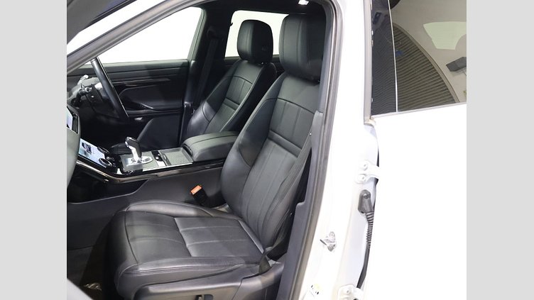 2020 認定中古車 Land Rover Range Rover Evoque ユーロンホワイト P250 R-DYNAMIC S