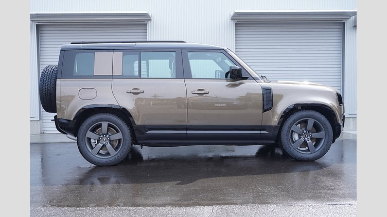 2025 認定中古車 Land Rover Defender 110 ゴンドワナストーン D350 ディーゼルマイルドハイブリッド X-Dynamic HSE