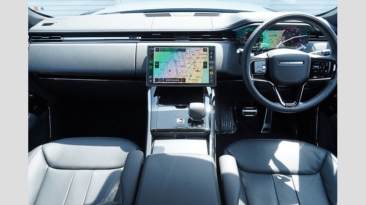 2024 認定中古車 Land Rover Range Rover Sport フジホワイト P550eプラグインハイブリッド（ガソリン） スタンダードホイールベース Dynamic SE