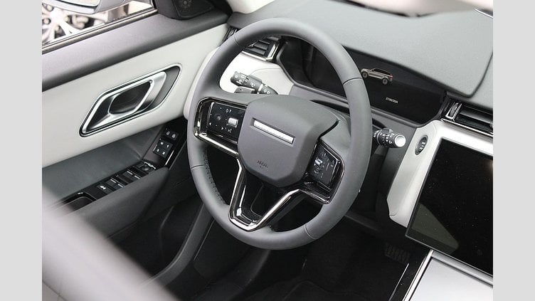 2025 SKLADOVÉ VOZIDLÁ Land Rover Range Rover Velar Fuji White NEW RANGE ROVER VELAR, 2.0l 250PS 4wd, Auto S
