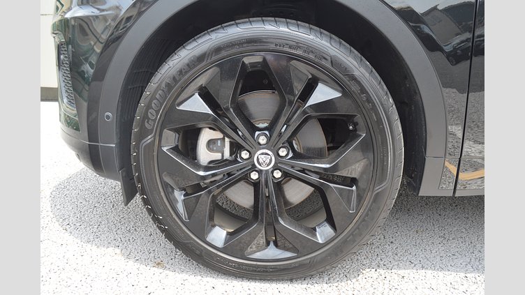 2024 認定中古車 Jaguar E-Pace サントリーニブラック P250（ガソリン） R-DYNAMIC HSE