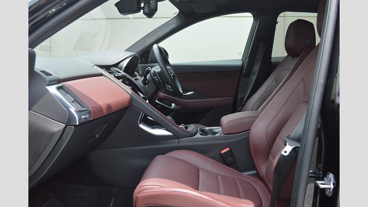 2024 認定中古車 Jaguar E-Pace サントリーニブラック P250（ガソリン） R-DYNAMIC HSE