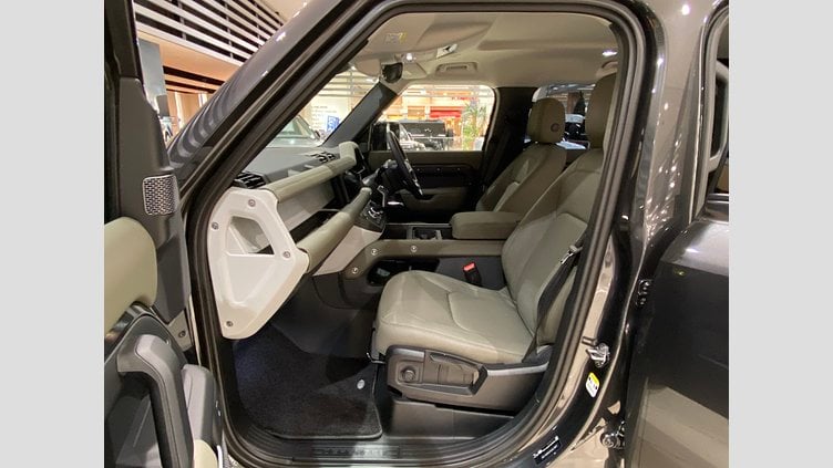 2024 認定中古車 Land Rover Defender 110 カルパチアングレイ D300 AWD（AT） S