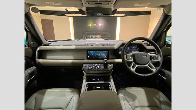 2024 認定中古車 Land Rover Defender 110 カルパチアングレイ D300 AWD（AT） S