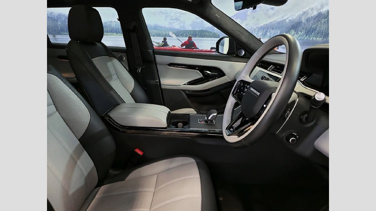 2024 Approved Land Rover Range Rover Evoque Eiger Grey BALANCE OF WARRANTY 100 000KM. BALANCE OF MAINTENANCE PLAN VALID UNTIL 100 000KM. Smart View Mirror, Full Extended Leather Upgrade, Side Vents - Burnished Copper, Voice Control, Rain Sensor, Navigation, Blind Spot Assist. Range Rover Evoque 2.0D Autobiography 147KW (D200)