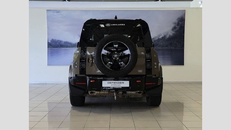 2022 Approved Land Rover Defender 90 Gondwana Stone BALANCE OF 5 YR MAINTENANCE PLAN VALID OR 100 000KM. FULL SERVICE HISTORY. The 2022 Defender 90 P400 X-(294kW) is the ultimate blend of rugged power and luxury.  Land Rover Defender 90 P400 X (294KW)