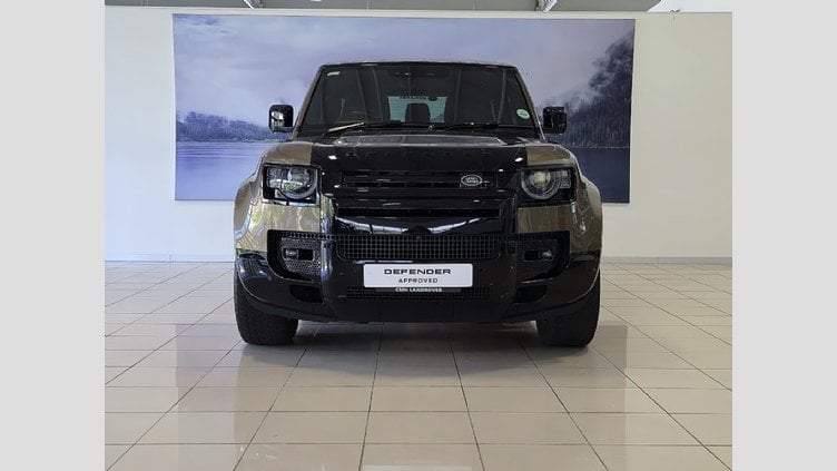 2022 Approved Land Rover Defender 90 Gondwana Stone BALANCE OF 5 YR MAINTENANCE PLAN VALID OR 100 000KM. FULL SERVICE HISTORY. The 2022 Defender 90 P400 X-(294kW) is the ultimate blend of rugged power and luxury.  Land Rover Defender 90 P400 X (294KW)