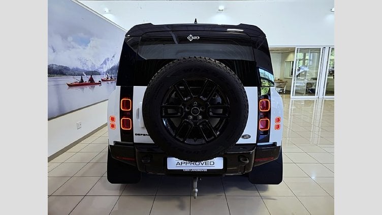 2022 Approved Land Rover Defender 110 Fuji White Accompanied with the balance of the 5 year/ 100 000 km motor plan. Our  2022 Land Rover Defender 110 D300 HSE X-Dynamic features: Panoramic roof, Infotainment, Reverse camera, Park distance control. Land Rover Defender 110 D300 HSE X-Dynamic