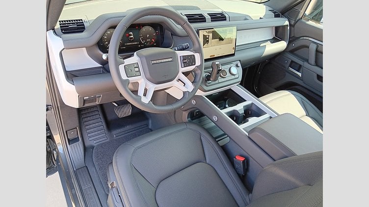 2025 SKLADOVÉ VOZIDLÁ Land Rover Defender 90 Carpathian Grey 3.0D 250PS MHEV D250 MHEV S AWD Auto 