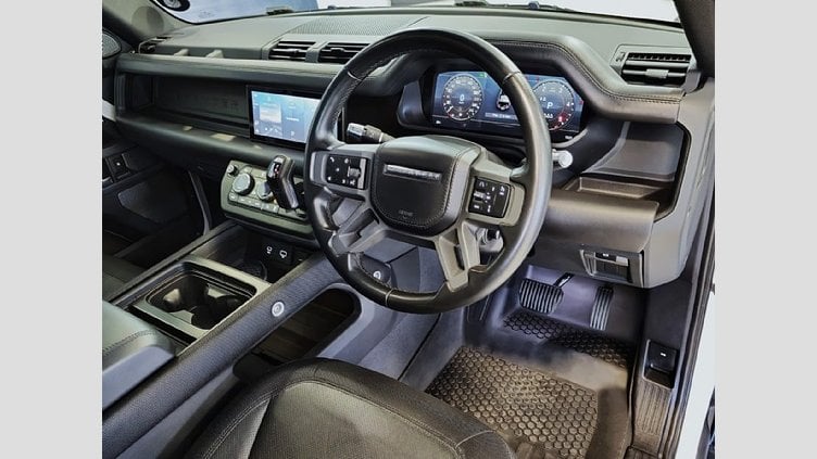 2022 Approved Land Rover Defender 110 Fuji White Accompanied with the balance of the 5 year/ 100 000 km motor plan. Our  2022 Land Rover Defender 110 D300 HSE X-Dynamic features: Panoramic roof, Infotainment, Reverse camera, Park distance control. Land Rover Defender 110 D300 HSE X-Dynamic