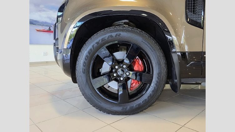 2022 Approved Land Rover Defender 90 Gondwana Stone BALANCE OF 5 YR MAINTENANCE PLAN VALID OR 100 000KM. FULL SERVICE HISTORY. The 2022 Defender 90 P400 X-(294kW) is the ultimate blend of rugged power and luxury.  Land Rover Defender 90 P400 X (294KW)