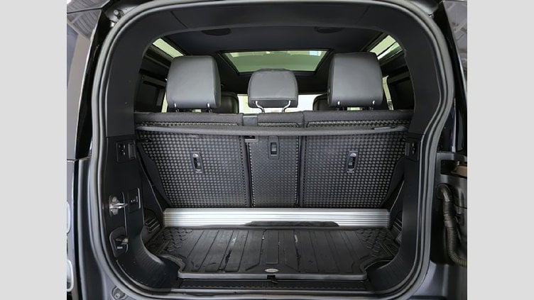 2022 Approved Land Rover Defender 90 Gondwana Stone BALANCE OF 5 YR MAINTENANCE PLAN VALID OR 100 000KM. FULL SERVICE HISTORY. The 2022 Defender 90 P400 X-(294kW) is the ultimate blend of rugged power and luxury.  Land Rover Defender 90 P400 X (294KW)