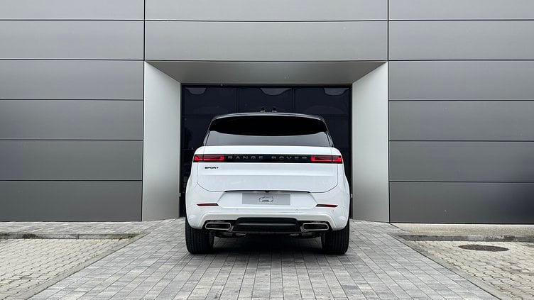 2025 SKLADOVÉ VOZIDLÁ Land Rover Range Rover Sport Ostuni Pearl White P550e PHEV Autobiography