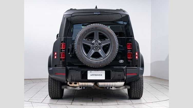 2023 認定中古車 Land Rover Defender 110 サントリーニブラック D300 AWD（AT） S