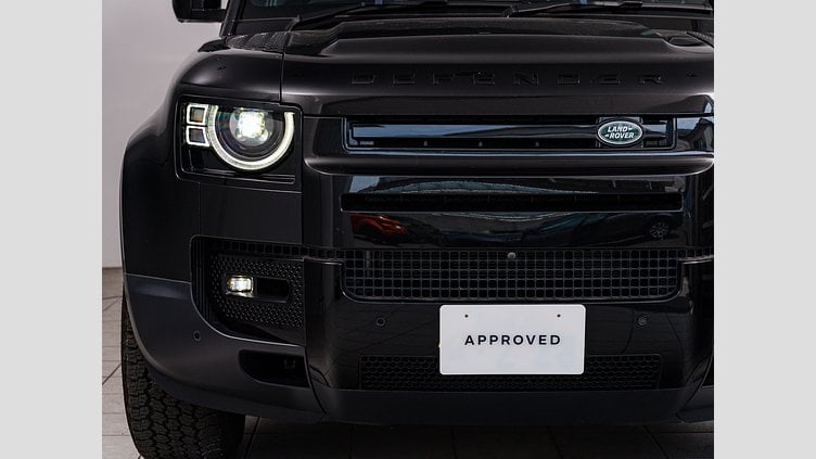 2023 認定中古車 Land Rover Defender 110 サントリーニブラック D300 AWD（AT） S