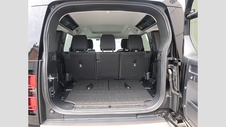 2025 認定中古車 Land Rover Defender 110 サントリーニブラック D350 ディーゼルマイルドハイブリッド X-Dynamic SE