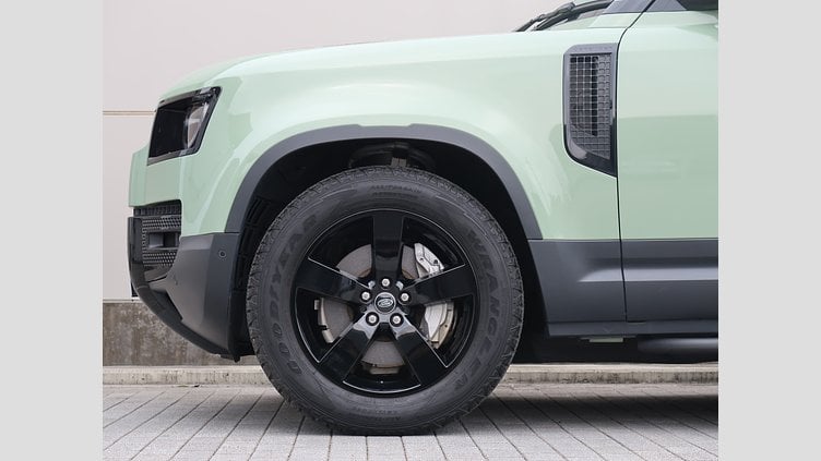 2023 認定中古車 Land Rover Defender 110 グラスミアグリーン D300 AWD（AT） 75TH LIMITED EDITION