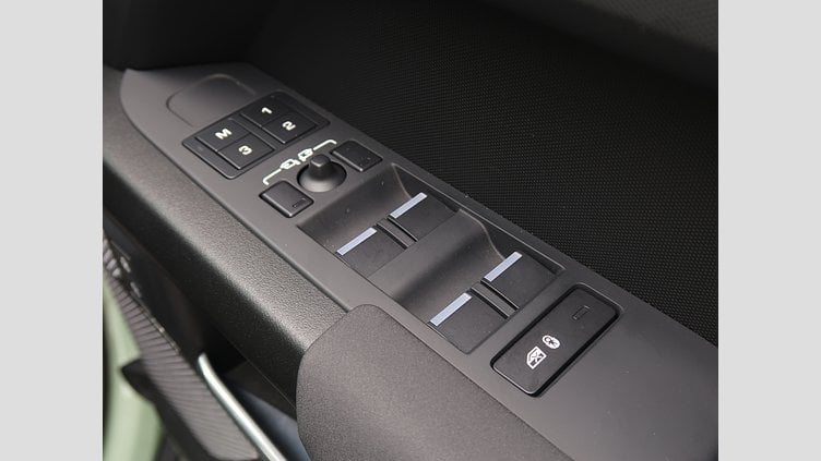 2023 認定中古車 Land Rover Defender 110 グラスミアグリーン D300 AWD（AT） 75TH LIMITED EDITION