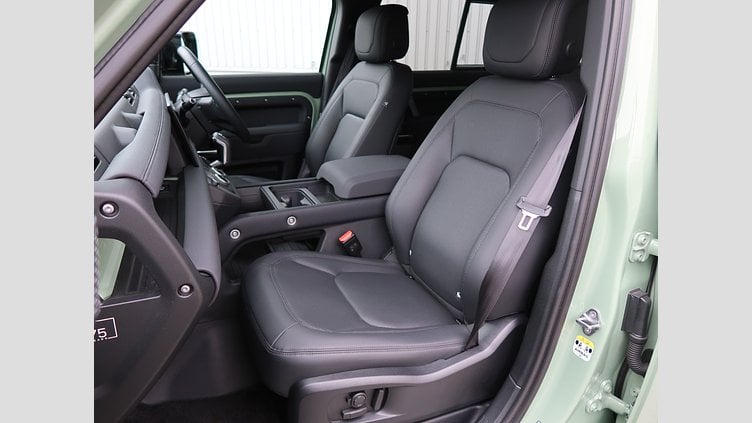 2023 認定中古車 Land Rover Defender 110 グラスミアグリーン D300 AWD（AT） 75TH LIMITED EDITION