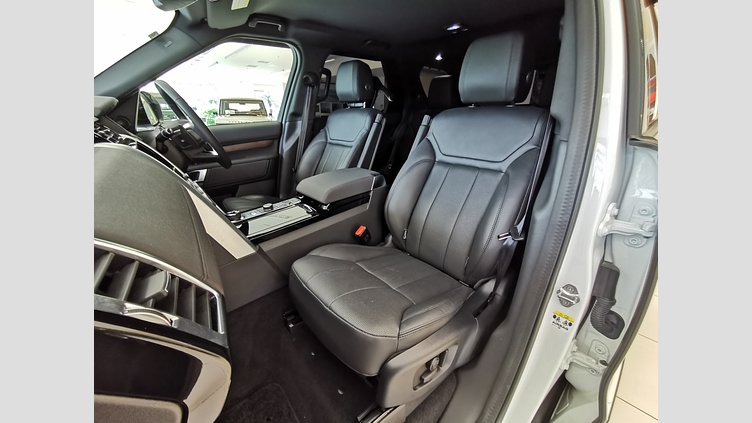 2019 認定中古車 Land Rover Discovery Fuji White 3.0 V6 Dsl Mono Turbo Std Flow ラグビー ワールドカップ エディション