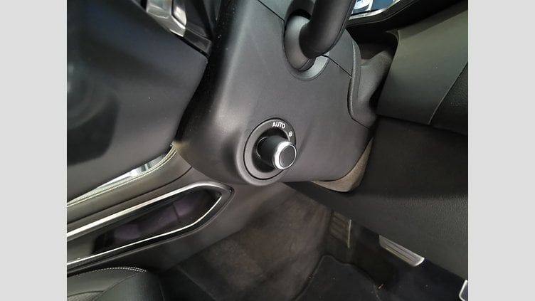2024 認定中古車 Jaguar F-Pace アイガーグレイ P250 AWD（オートマチック） R-DYNAMIC SE