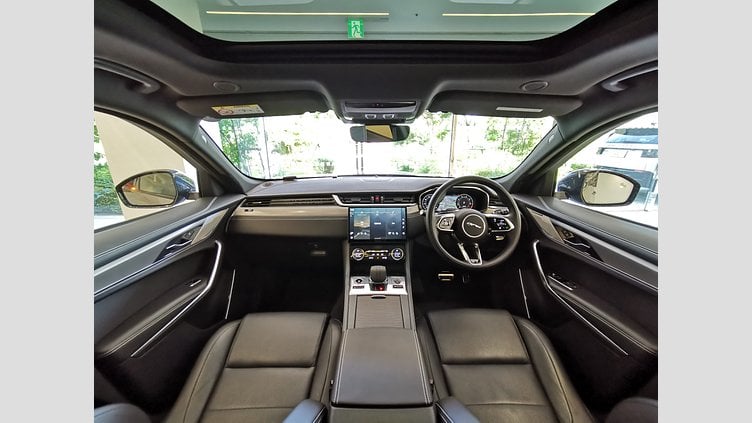 2024 認定中古車 Jaguar F-Pace アイガーグレイ P250 AWD（オートマチック） R-DYNAMIC SE