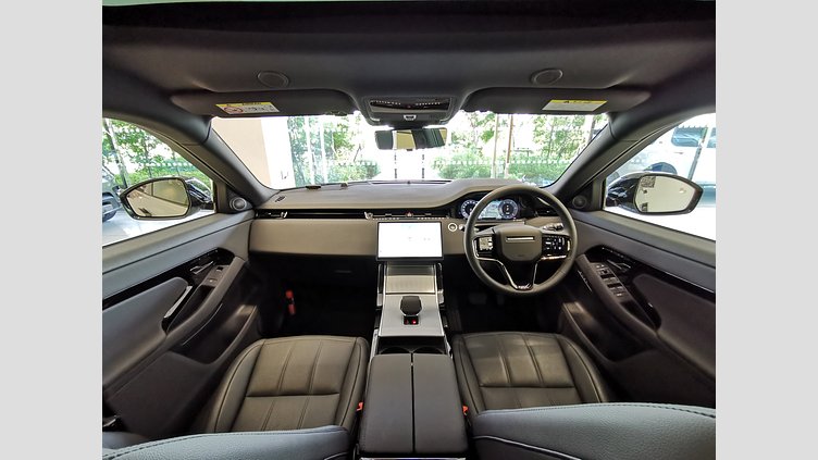 2024 認定中古車 Land Rover Range Rover Evoque アロイオスグレイ D200マイルドハイブリッド（ディーゼル） スタンダードホイールベース S