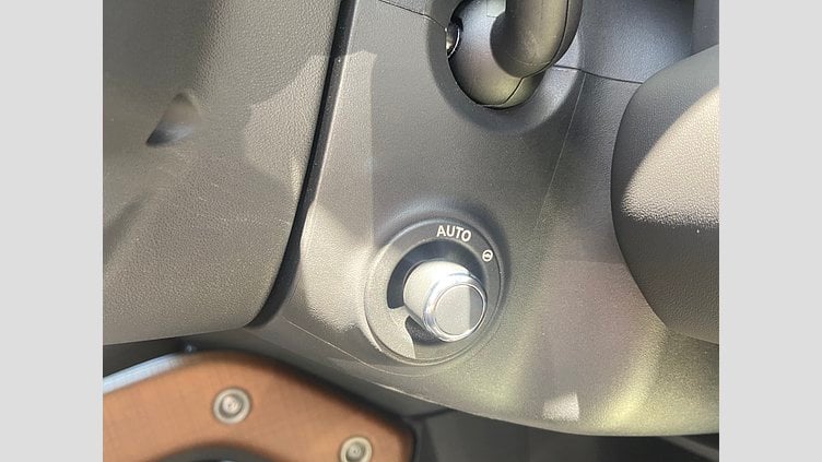 2023 認定中古車 Land Rover Defender 110 カルパチアングレイ D300 AWD（AT） X-DYNAMIC SE