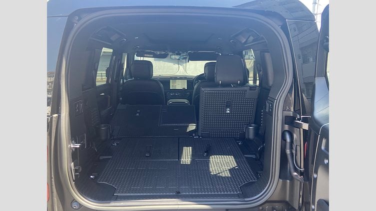2023 認定中古車 Land Rover Defender 110 カルパチアングレイ D300 AWD（AT） X-DYNAMIC SE