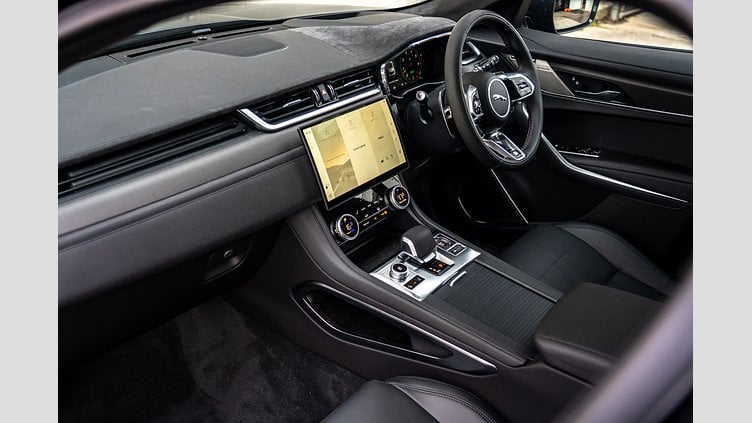 2025 New Jaguar F-Pace Ligurian Black in Satin finish P575 PETROL SVR 575 EDITION