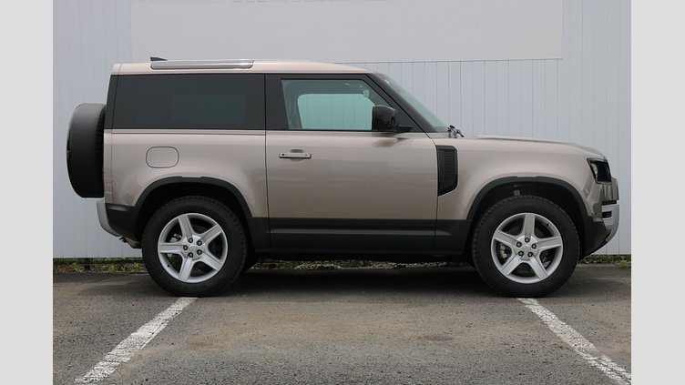 2023 認定中古車 Land Rover Defender 90 ランタオブロンズ P300 AWD（AT） SE