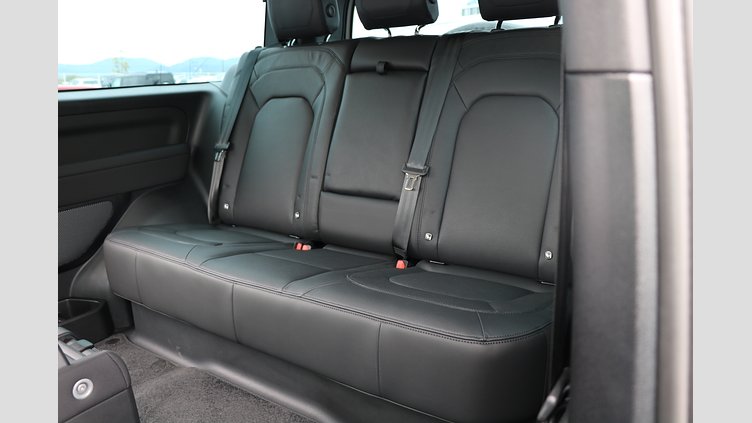 2023 認定中古車 Land Rover Defender 90 ランタオブロンズ P300 AWD（AT） SE