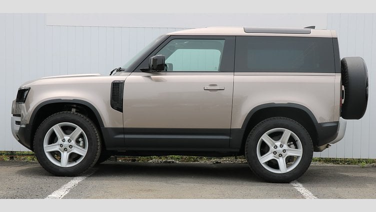 2023 認定中古車 Land Rover Defender 90 ランタオブロンズ P300 AWD（AT） SE