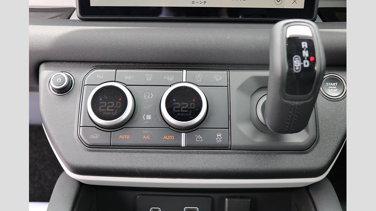 2023 認定中古車 Land Rover Defender 90 ランタオブロンズ P300 AWD（AT） SE
